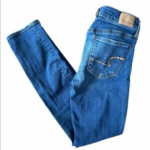 American Eagle super stretch jeans size 4 short